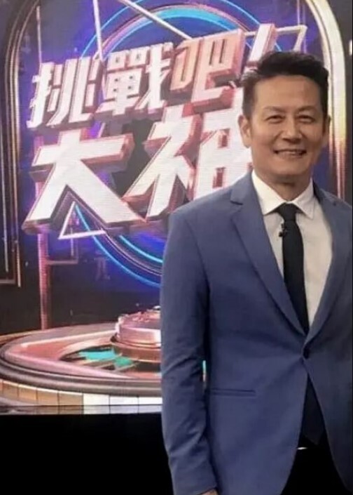 【唐霏】MCY0002 勾引亲哥却被反压猛操 - Tube53